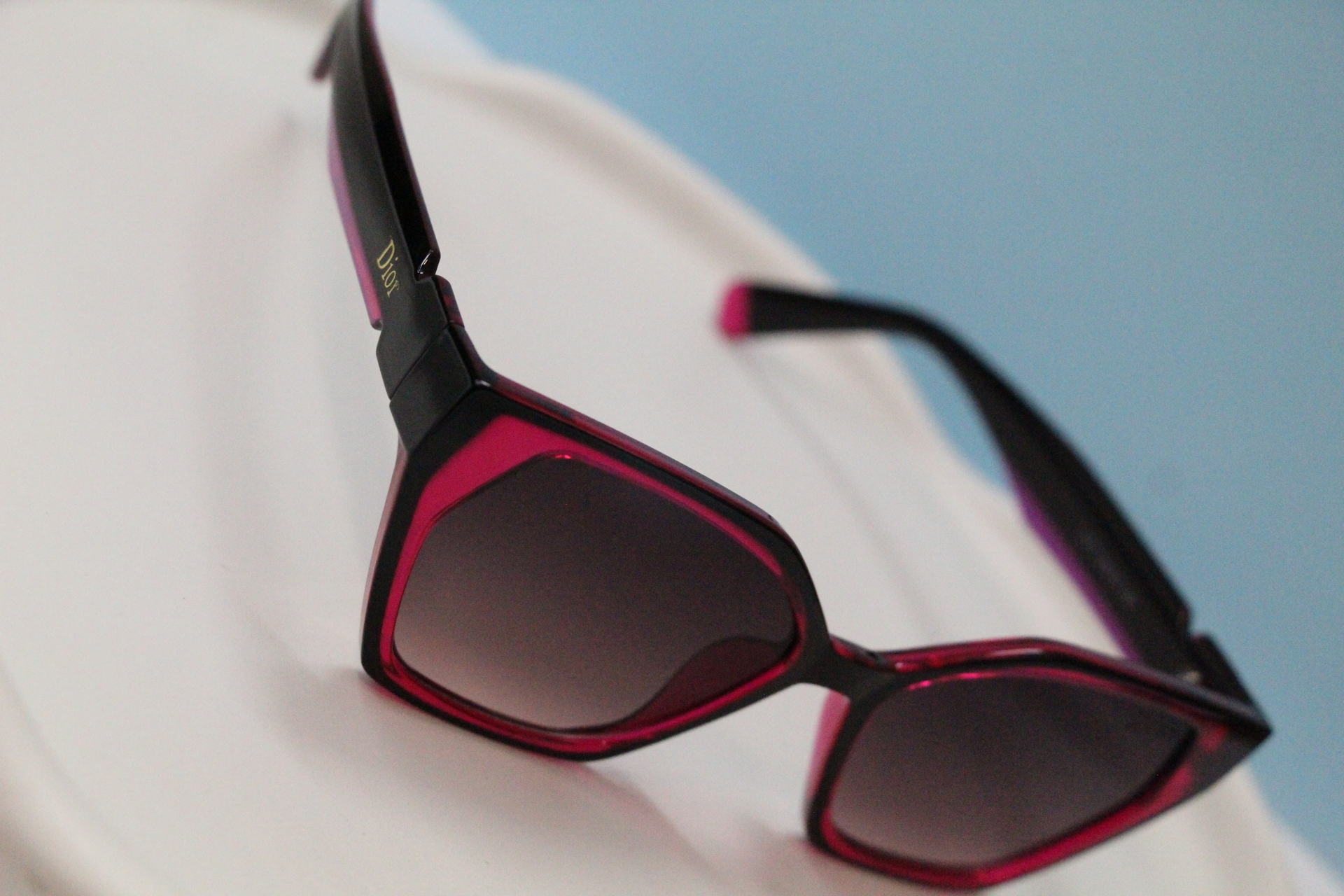 عینک آفتابی زنانه دیور مدل 2178