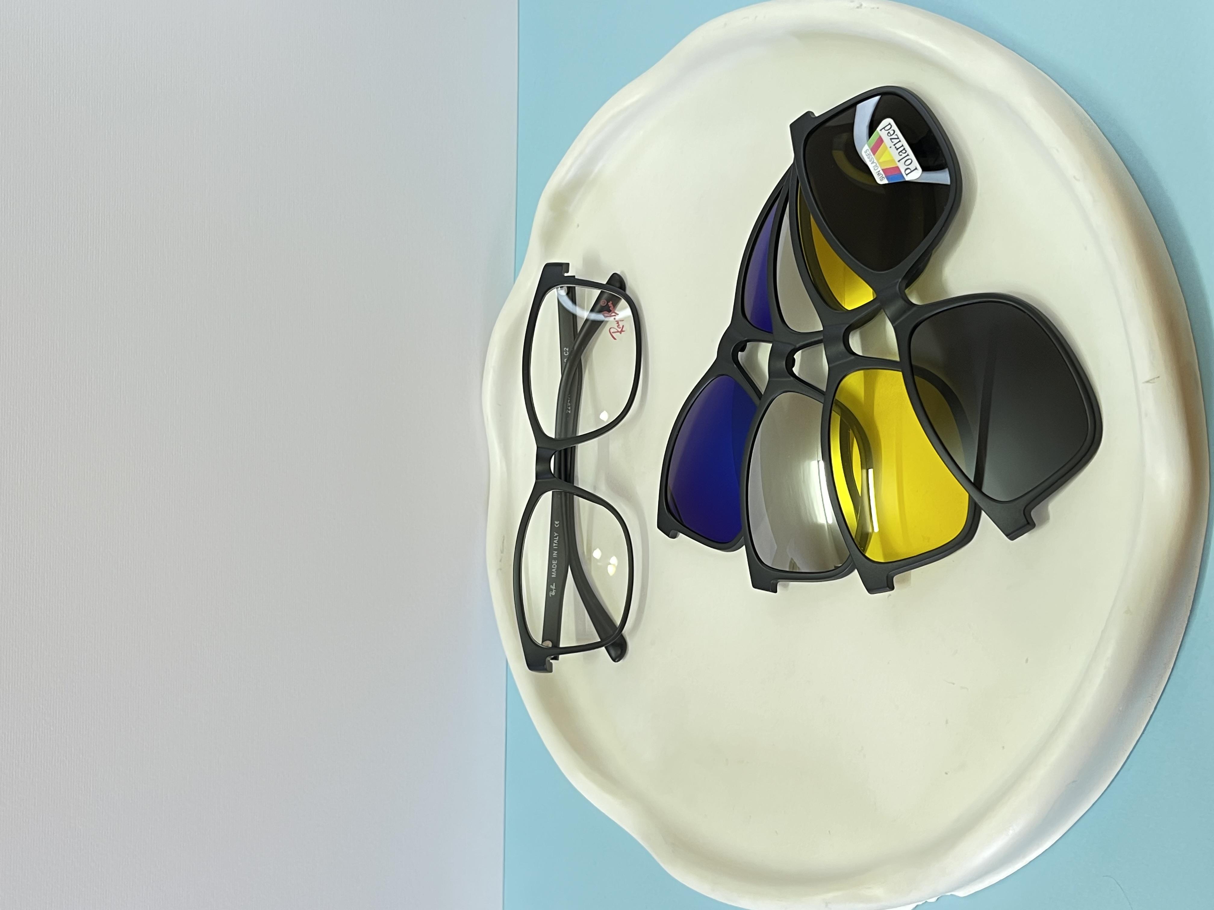 عینک یونیسکس چهار کاوره ری بن T2294