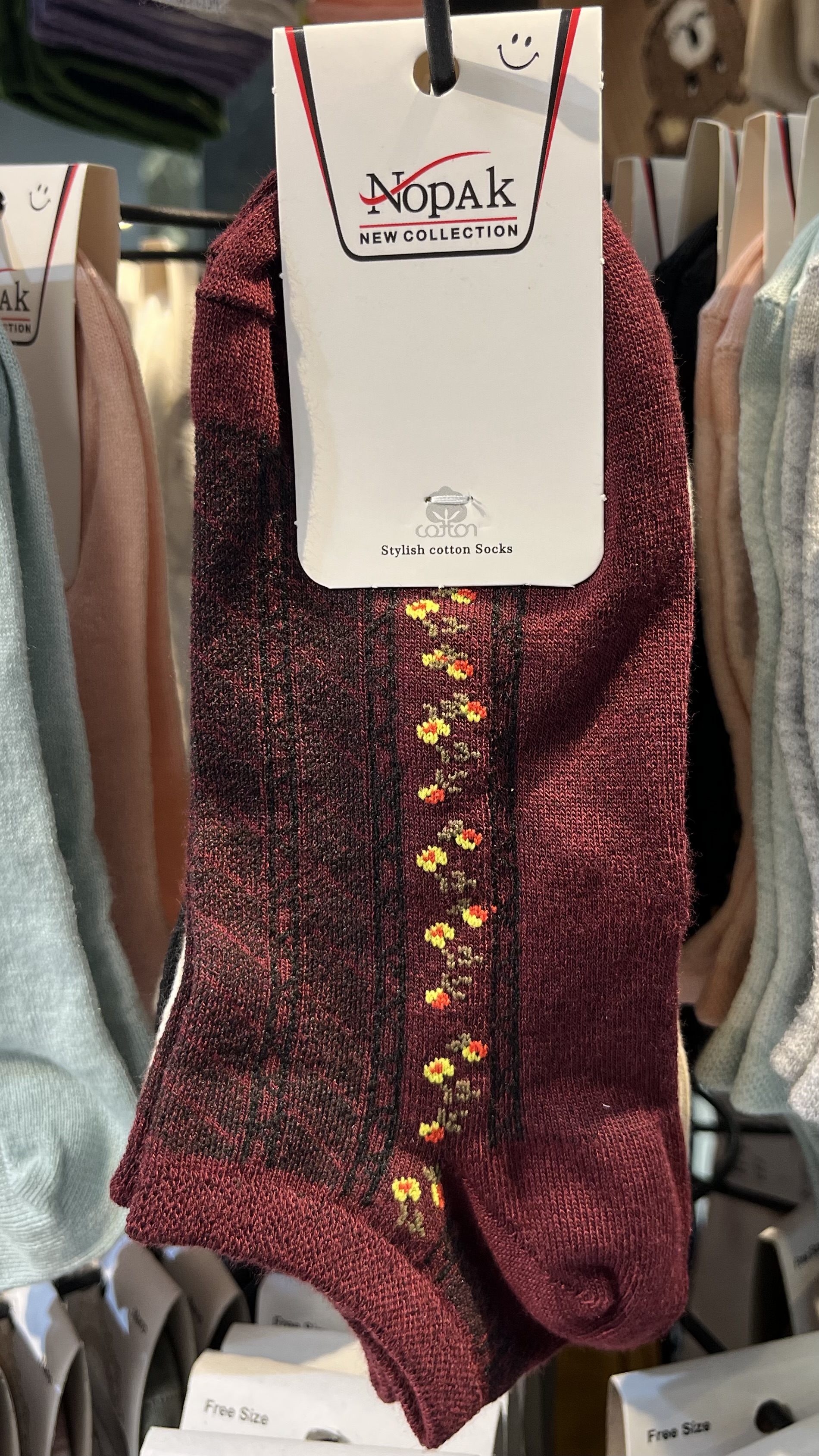 جوراب ساق کوتاه زنانه طرح گل دوزی