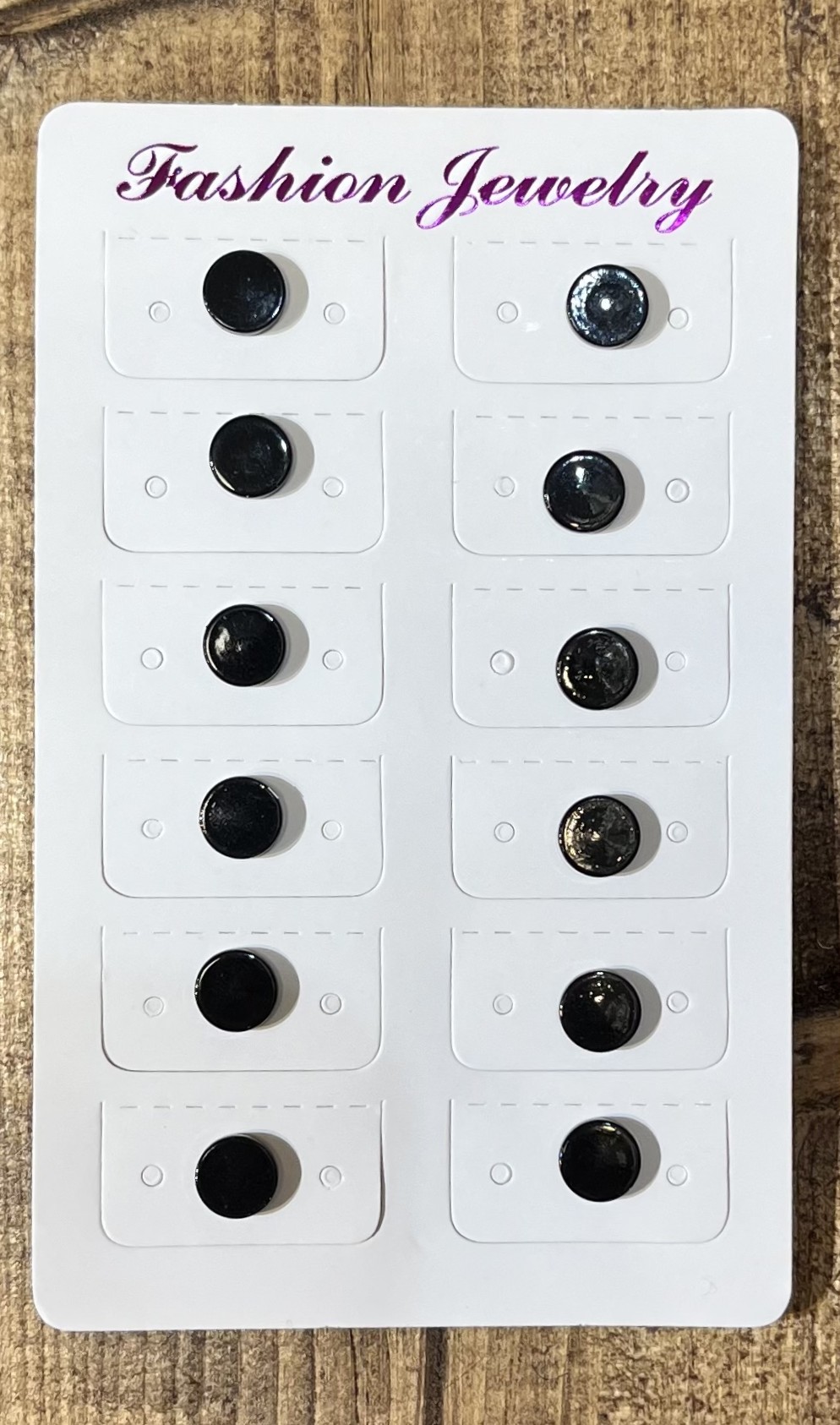 گوشواره تک مگنتی مشکی